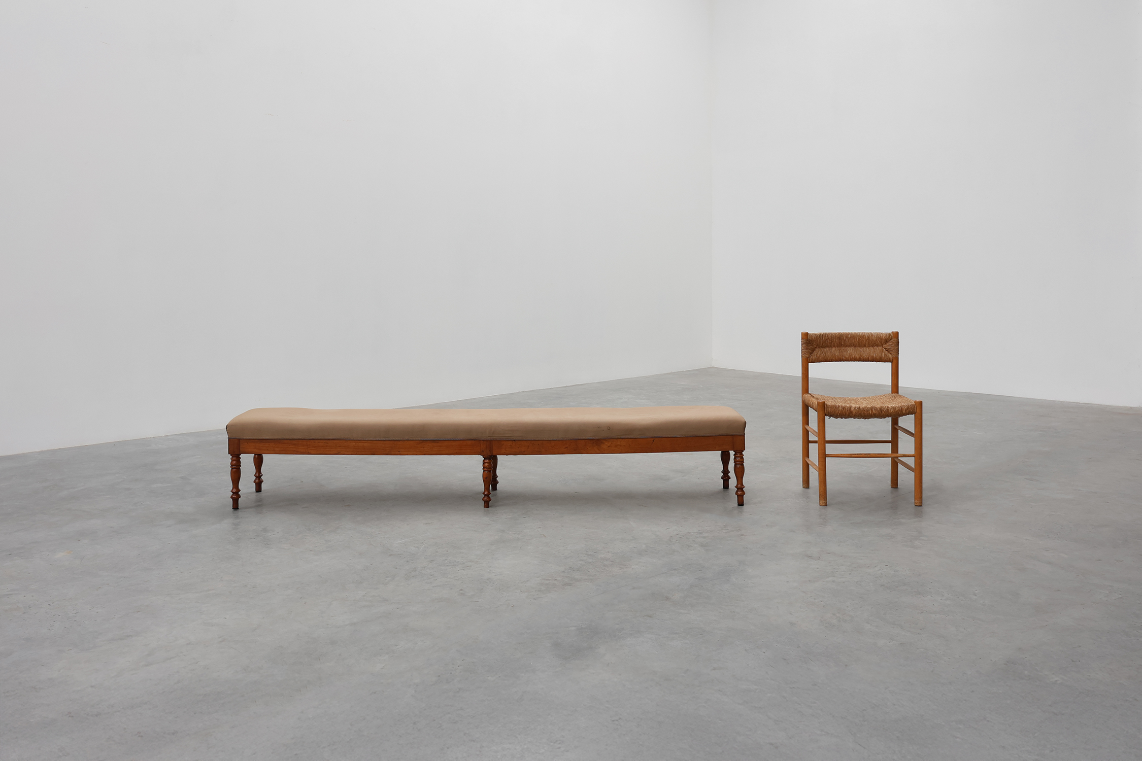 Elegant 19th Century Bench with Six Turned Legs, circa 1840thumbnail